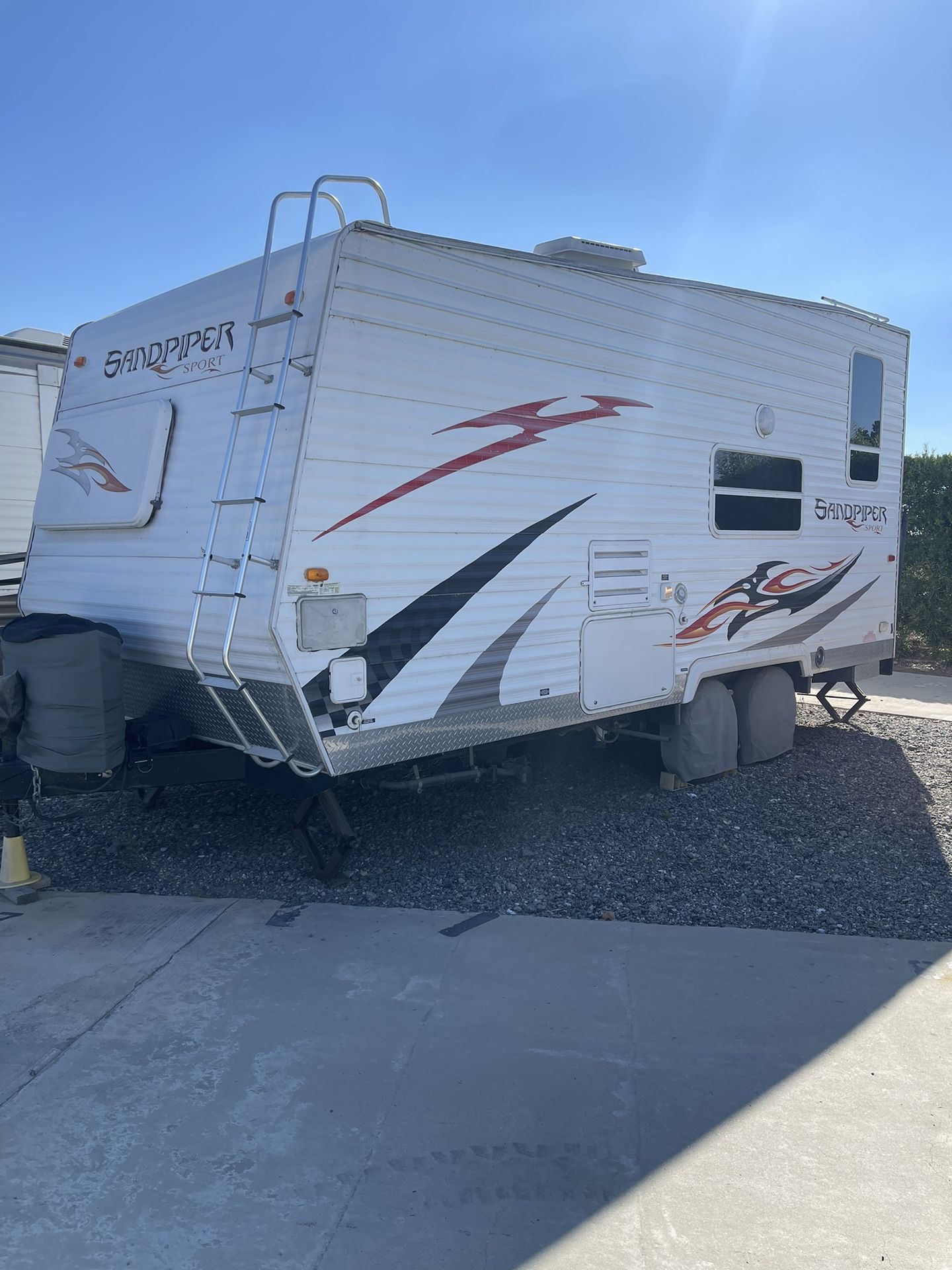 2007Toy Hauler Sandpiper Sport