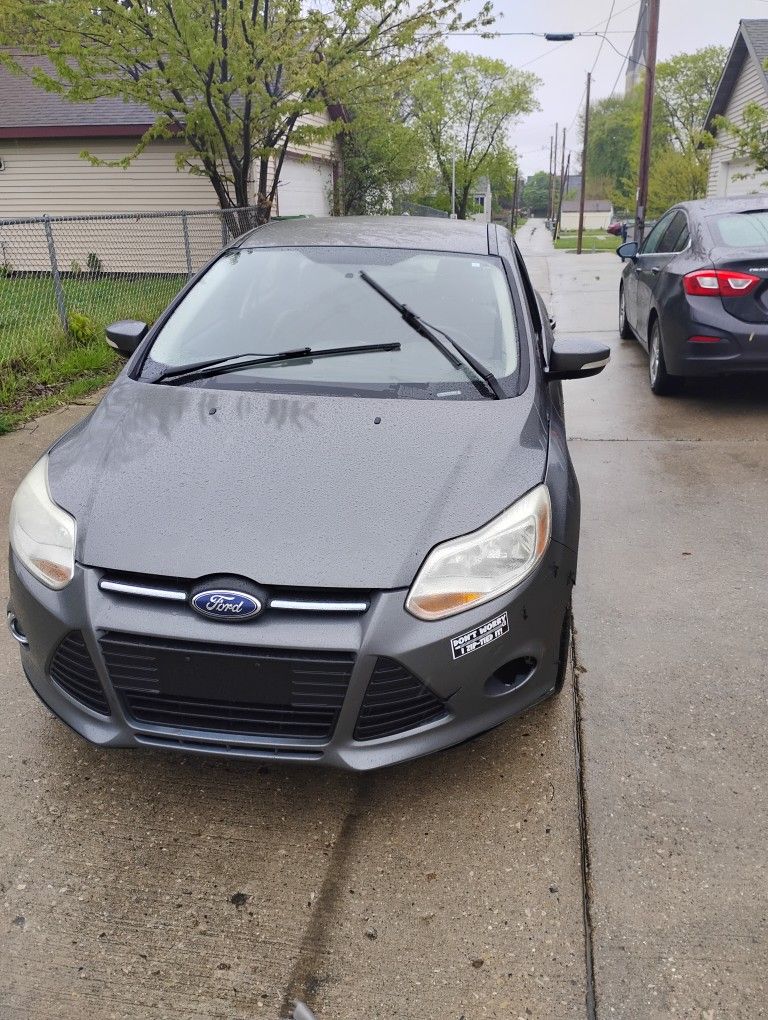 2500 Ford Focus