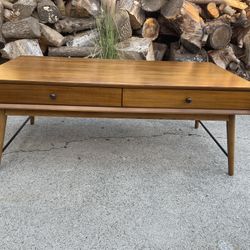 Coffee Table / TV Table 