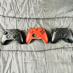 Xbox Wireless Gaming Controller Black Color Play on Xbox, Windows, Android, iOS, VR Headset $40/ea