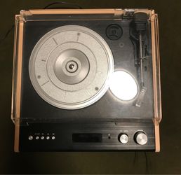 Victoria record player