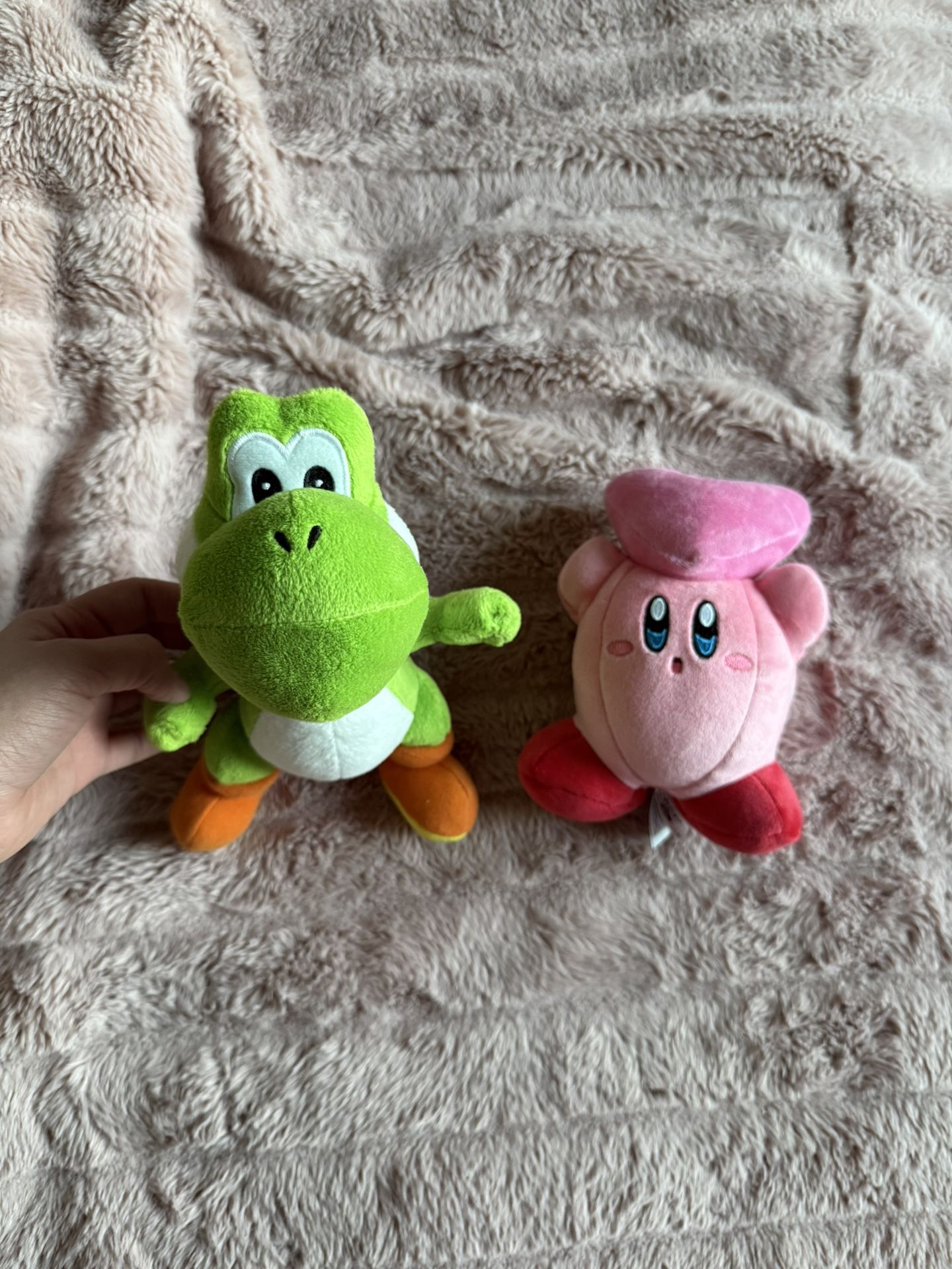 Yoshi And Kerby Plushies