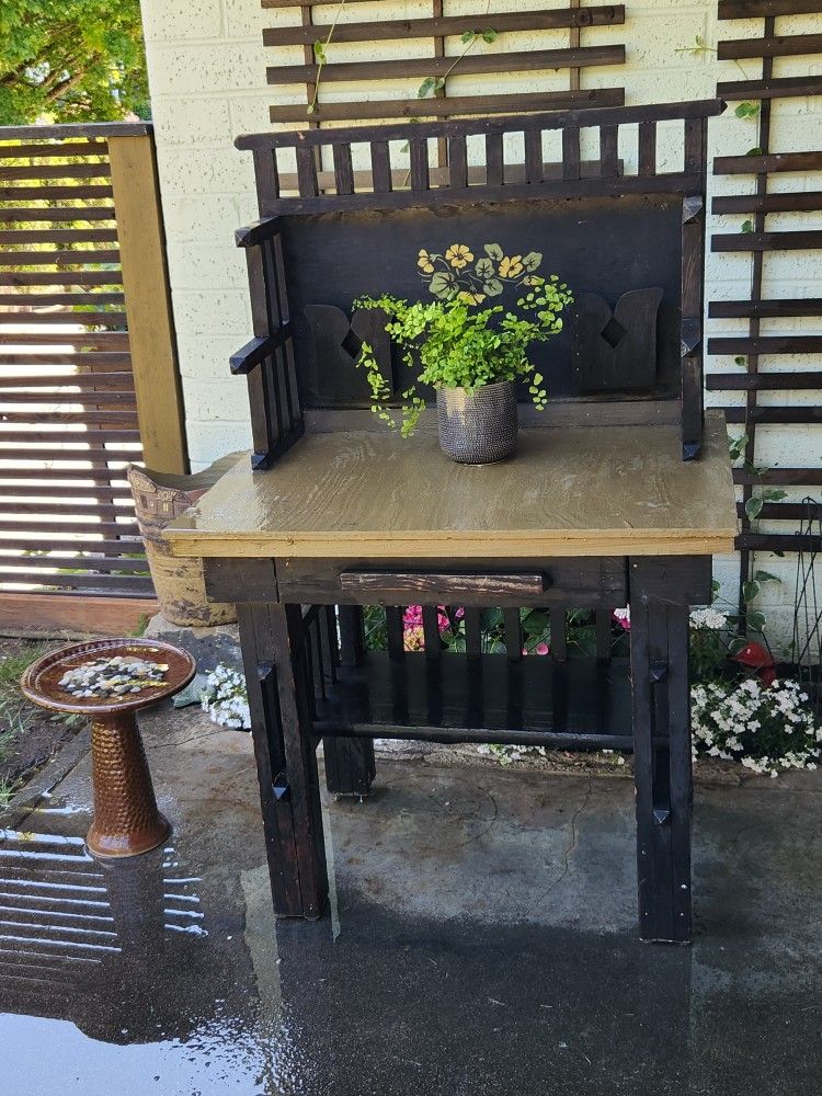 Hand Crafted Cottage Garden Style Potting Bench 48"x 31"× 24"