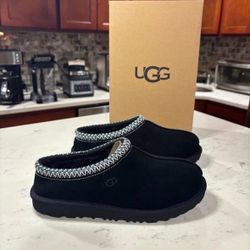 Ugg Tasman Women’s Size 9