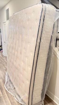 14" SUAYEA California King Hybrid Mattress - Medium Firm (Like New, Wrapped!