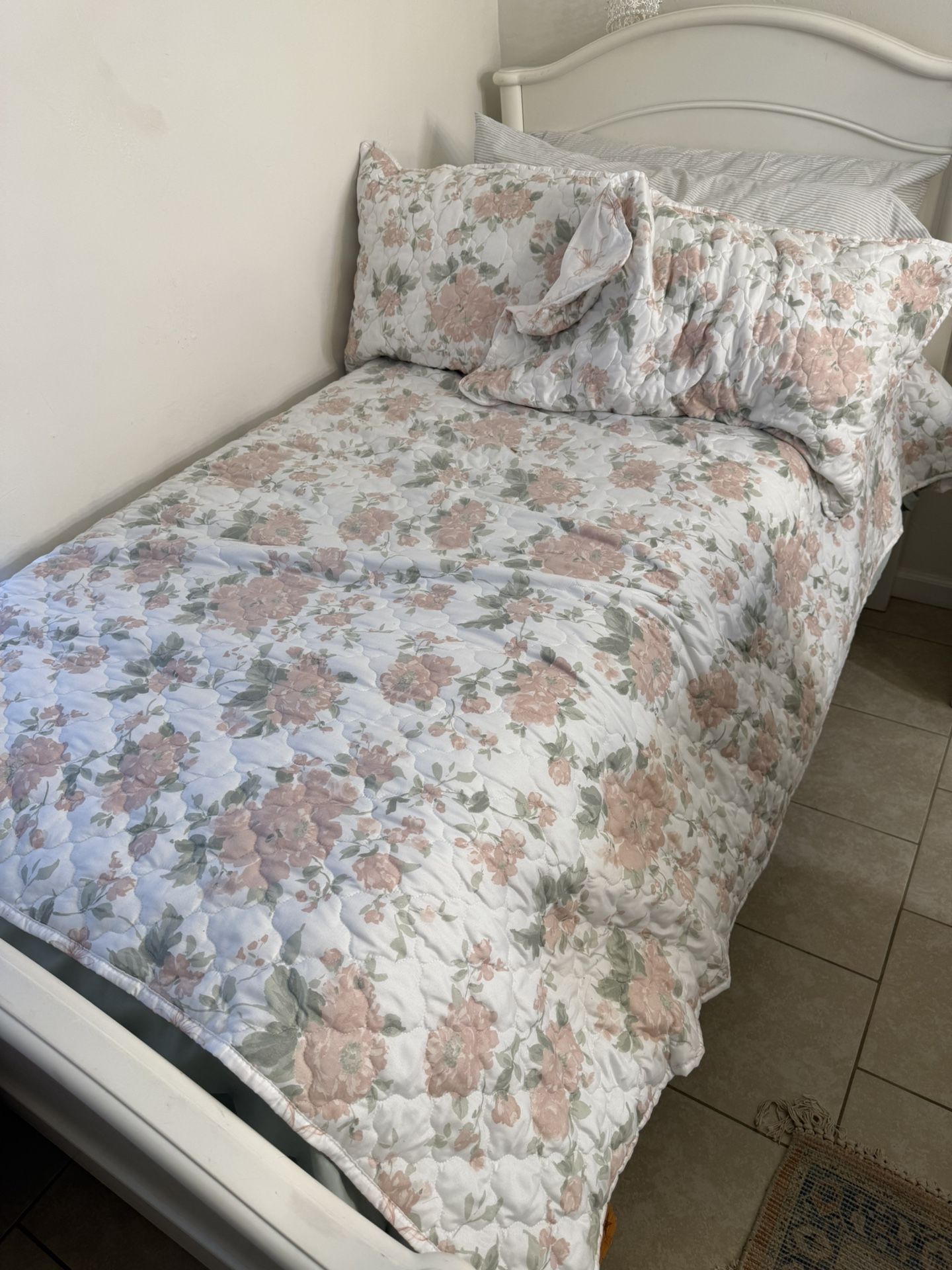 Bed Set And Mattress