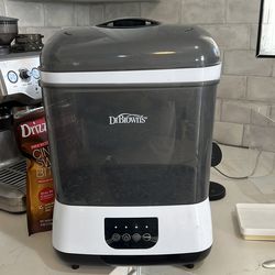 Dr. Brown’s bottle sterilizer.