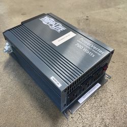 Tripp Lite PV700HF Compact Inverter 700W, 1,400W MAX