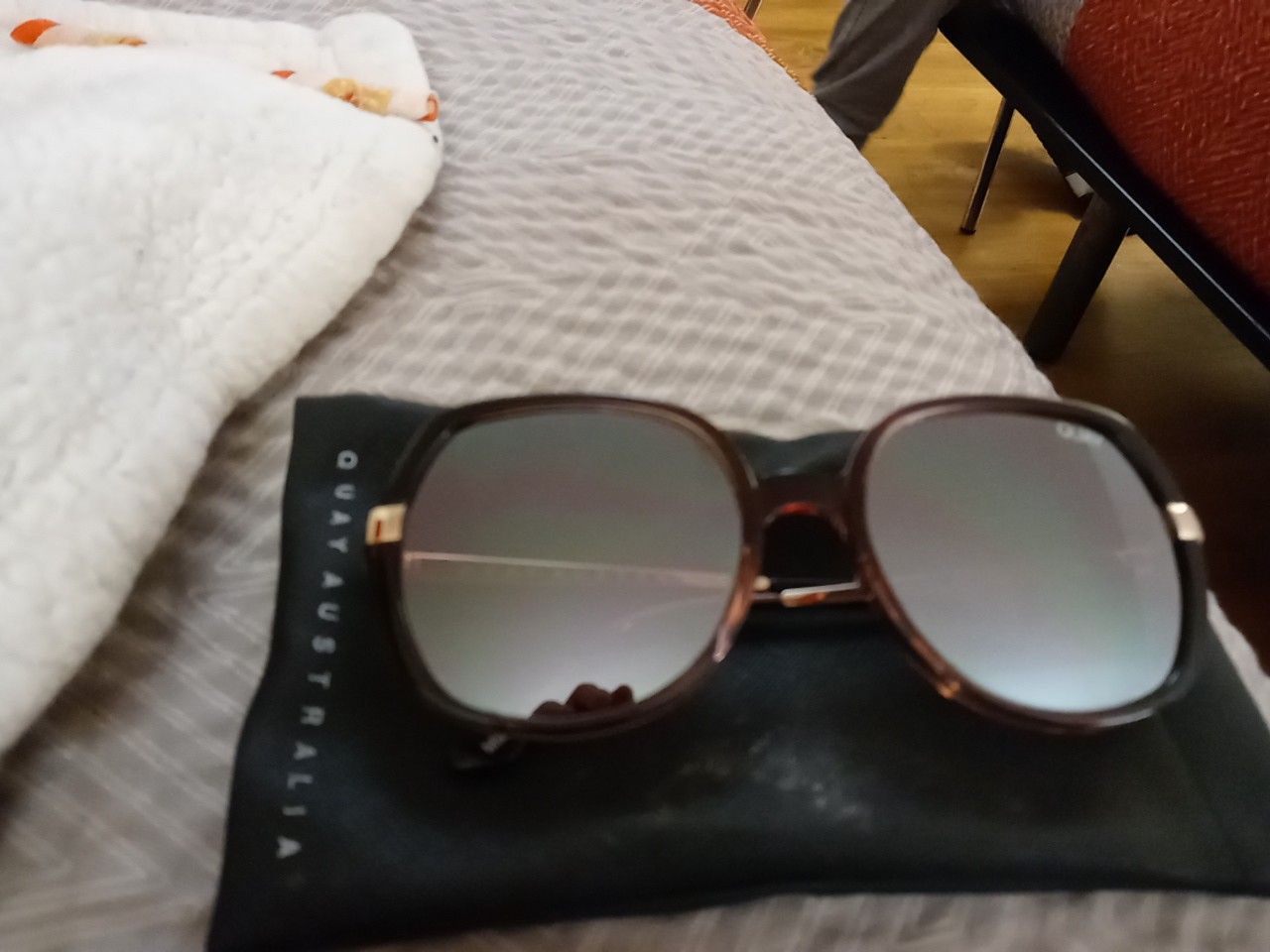 Quay Australia gold dust 126 sunglass