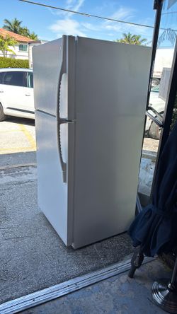 Fridge Maytag