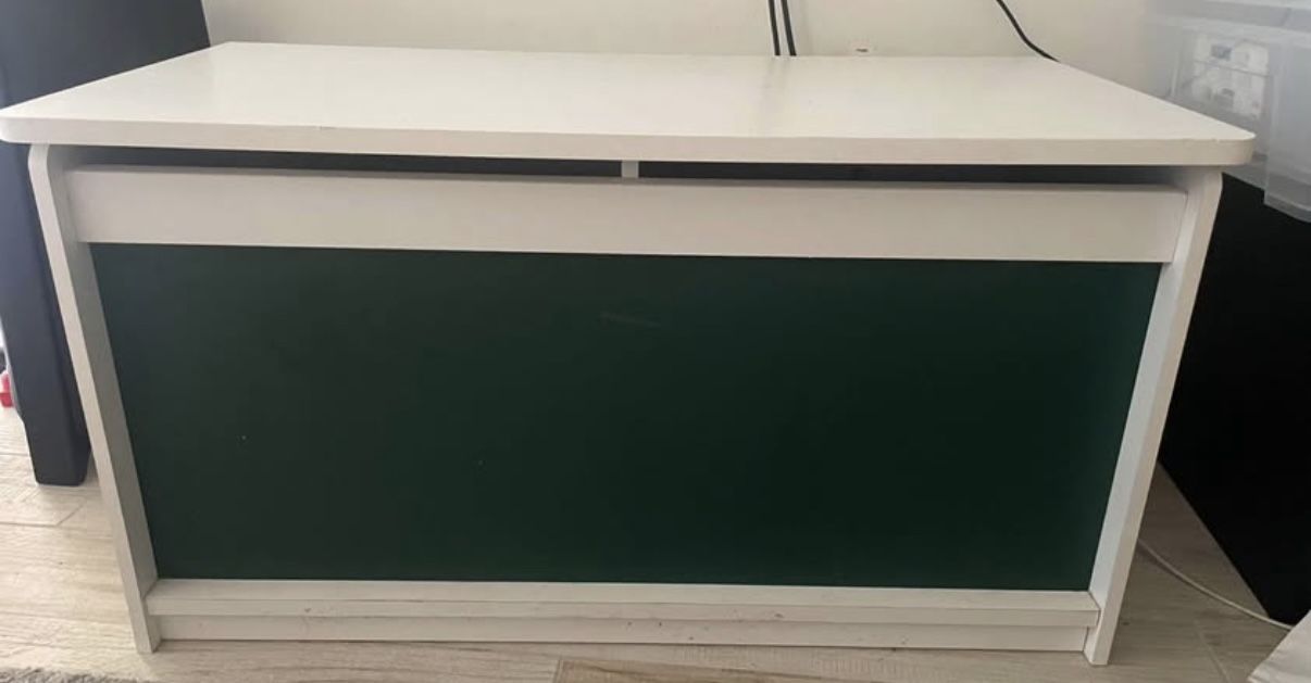 Kids Toy Chest With Chalkboard 
