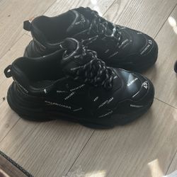 Balenciagas Triple S