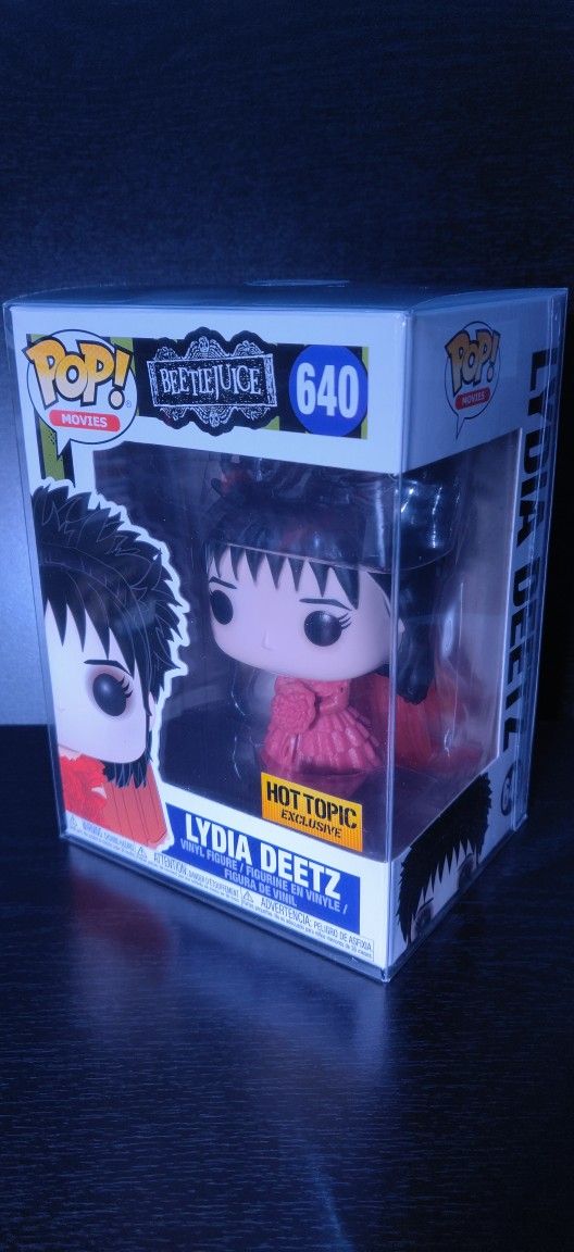 Hot Topic Exclusive Funko Pop Lydia Deetz Figure