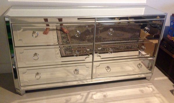 Mirrored 6 Drawer Dresser Dresser