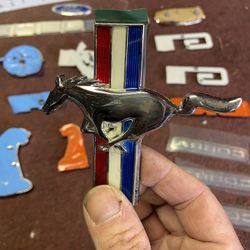 All four mustang logos New 