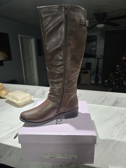 Women's Top Moda Brown Leather Boots ( Size 7 ) Brand NEW !!