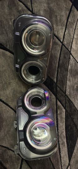 2022 Dodge challenger hellcat headlights