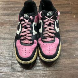 PINK AIR FORCE 1S