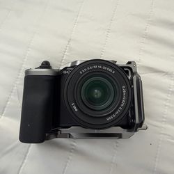 Sony ZV-E10 II Camera w/ 16-50mm Lens & SmallRig Cage