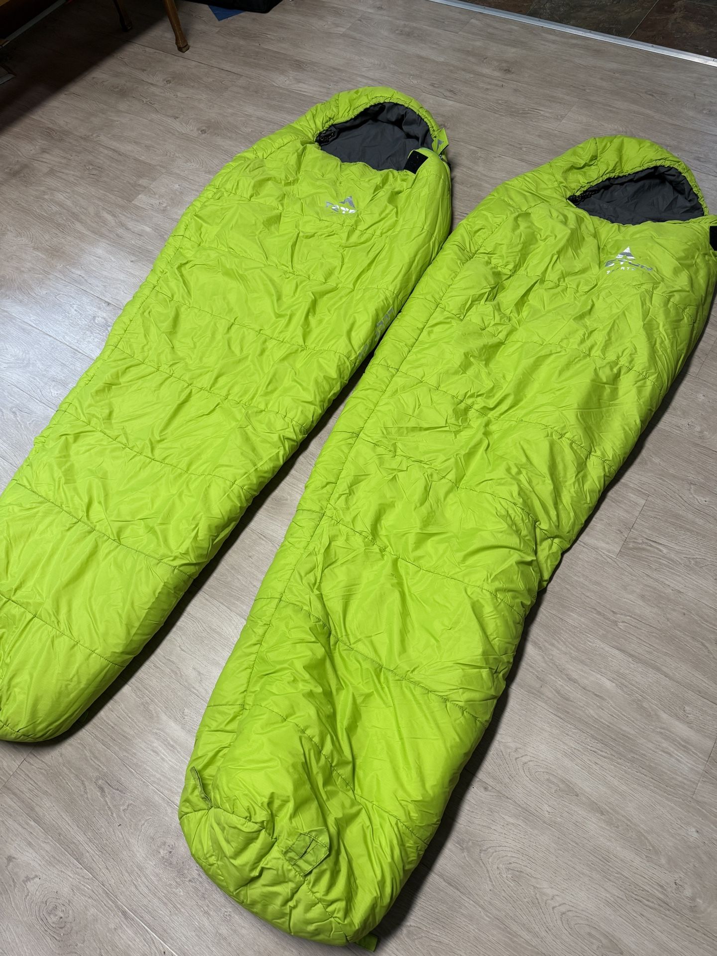TETON Sports Leef Mummy Sleeping Bag (2)