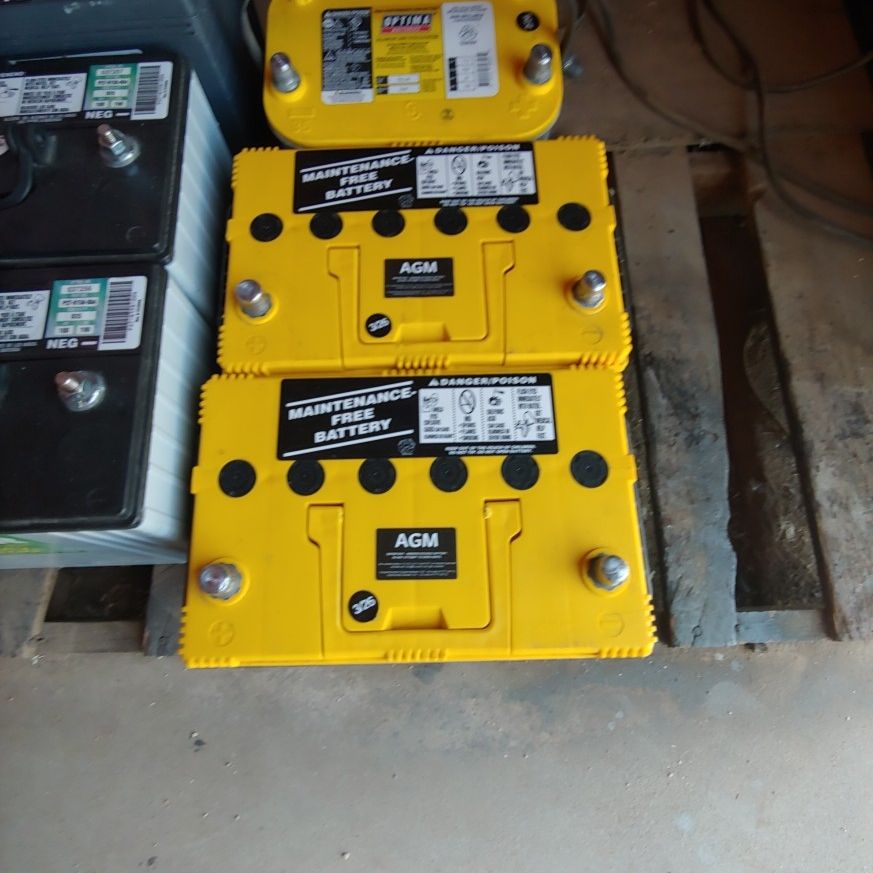 Up Group New AGM Group 65 Yellow Top 95 Exchange for Sale in Glendale, AZ - OfferUp