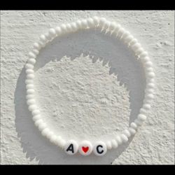 Customized bracelets💗