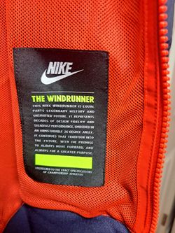 NIke Windrunner Jacket Mens