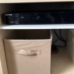DVD/Blu-ray Player