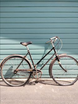 Vintage Triumph 3-Speed Bicycle
