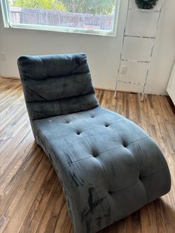 Sofa gray chaise