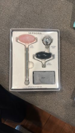 Sephora deluxe Facial Roller Set