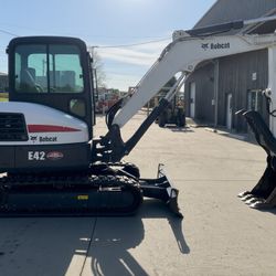 2018 Bobcat E42