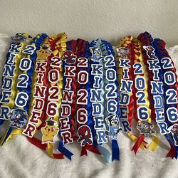 $20 KINDER GRADUATION LEI