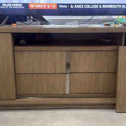 Klaussner Furniture Melbourne Tv Console 