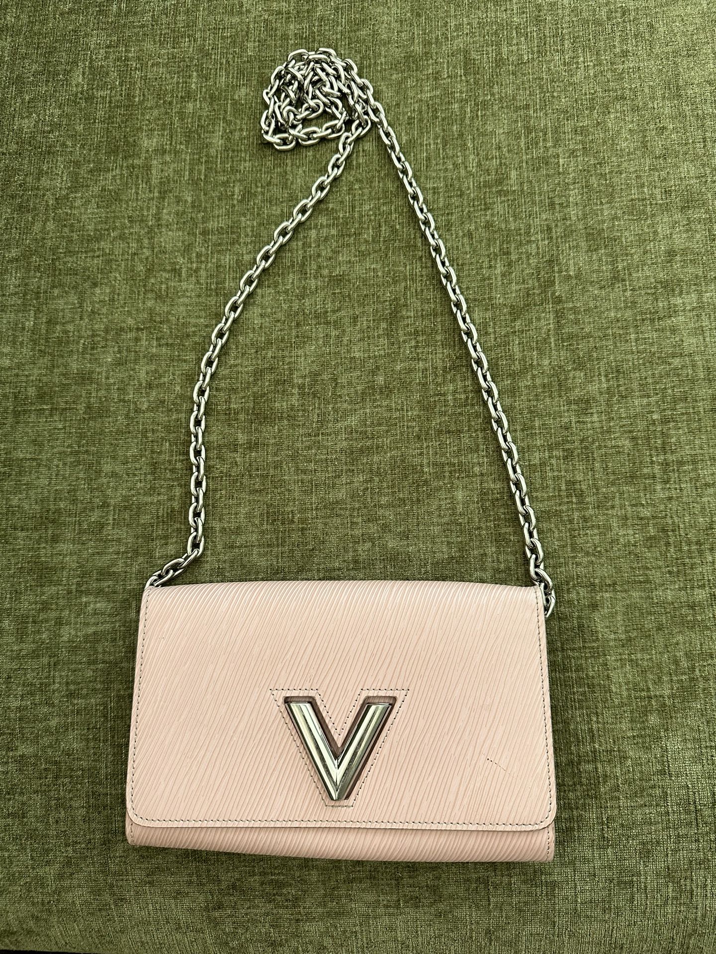 Louis Vuitton Twist Chain Wallet – Rose Ballerine