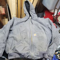 Broken-In Carhartt Jacket (Size: L)