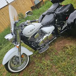 2021 Suzuki Boulevard