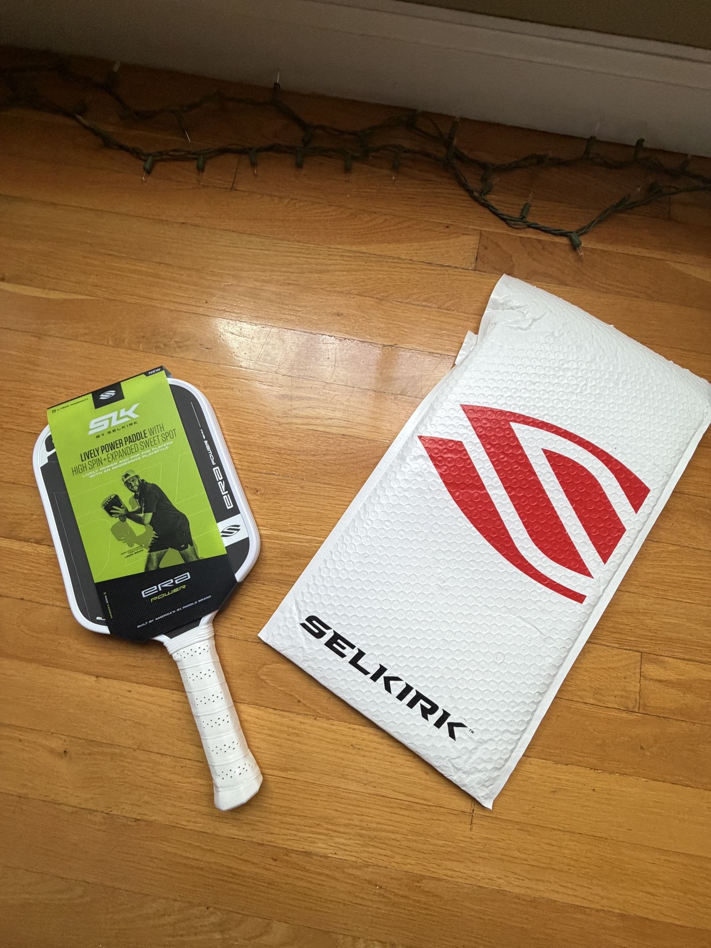 Selkirk SLK era power paddle elongated- white