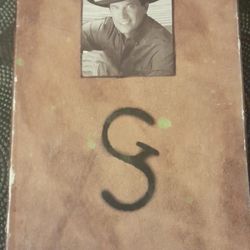 George Straight Complete Box Set ( Good Condition) King Of Country!!