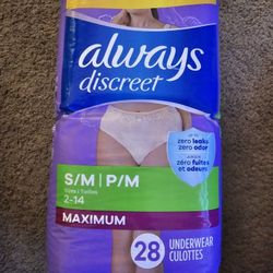 28 Count Always Discreet Underwear Size S/M