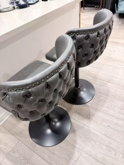 Brand New Set of 4 Luxury Gray Adjustable Swivel Bar Stools – $320 OBO