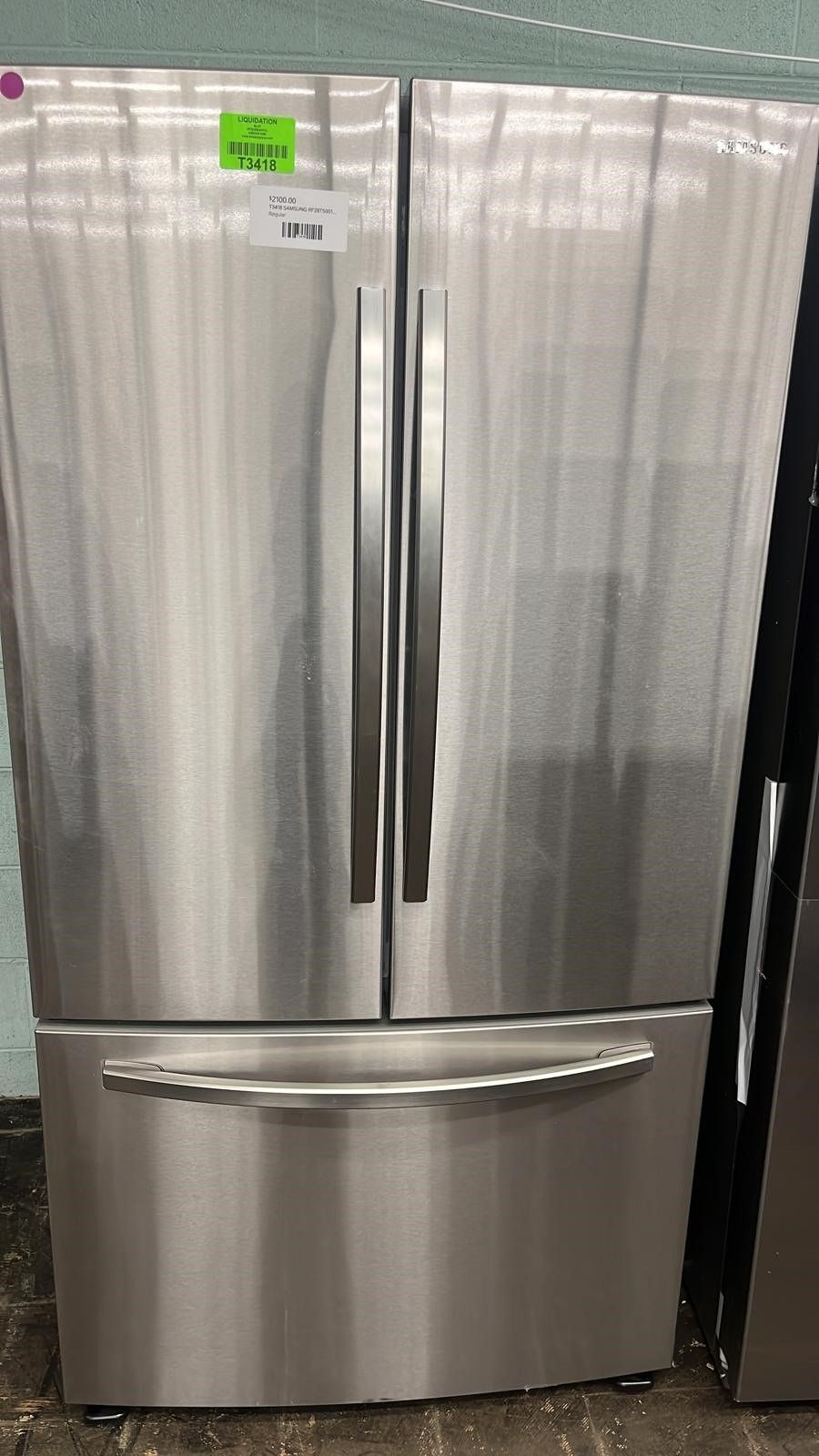 SAMSUNG RF28T5001SR 28.2cu ft French Door Refrigerator for Sale in