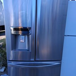 Kenmore Refrigerator 