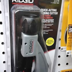 RIDGID QUICK- ACTING TUBING CUTTER 