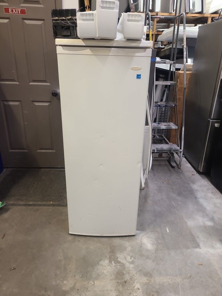 Freezer.. Upright. Delivery Possible