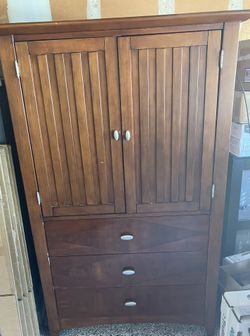 Free- solid wood cabibet