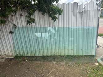 Dining table glass