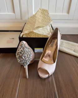 Badgley Mischka Kiara Heels, size 8
