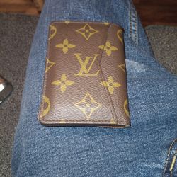 Lv.  Mens Wallet