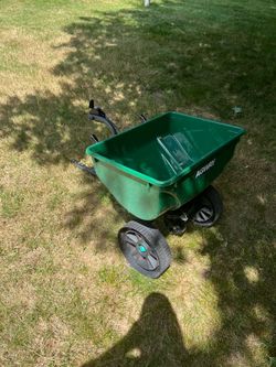 Towable seeder/spreader NEW